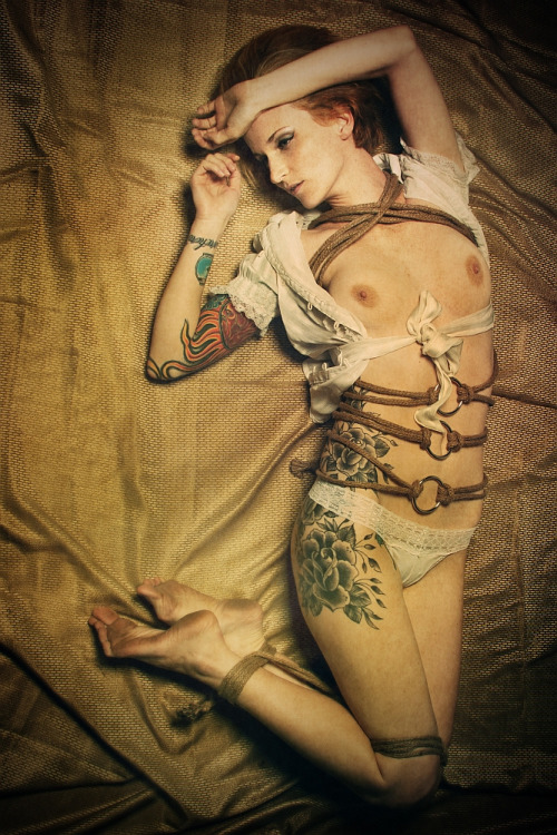 darkangelsbride:  Photo byÂ Cory Mcburnett