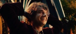 bilbo-baggins-is-fantastic:  Bilbo Baggins: cute anime pose 