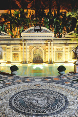 reals:  Gianni Versace’s Mansion Pool | Photographer 