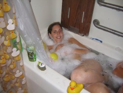 Just me Amateurlovin: Wow, now I wish I was that rubber ducky…