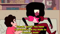 the-mystery-of-bill-cipher:Garnet is my favourite 