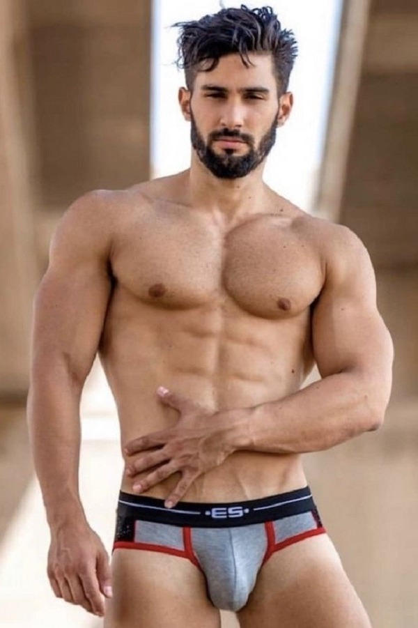 hotmen-addiction: