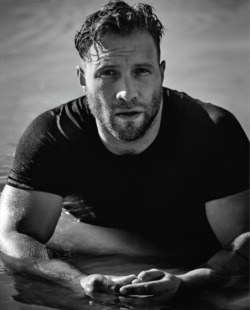 muscles-and-ink:  Jai Courtney