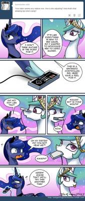 askgamingprincessluna:  Ask Gaming Princess Luna 023  hehe sisters~