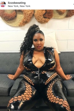 fabulouslymemzb:  But Why Is Lizzo Giving Me So Much Life In