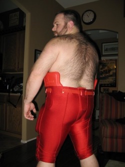 electricunderwear:  dagoodbro:  Sport bear   Gorgeous