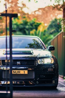 myheartpumpspetrol:  R34 V-spec | Source