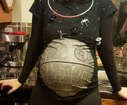 moonlight-charm:  hummerxxx:  sixpenceee:  Some cool pregnant
