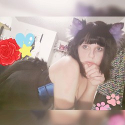 kittydollkori:  Give me your command, Master. 💐  Lick up this’s