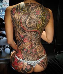 womenwithink:  By @jeff_tam_monkeyking #japanesetattoo #womenwithink