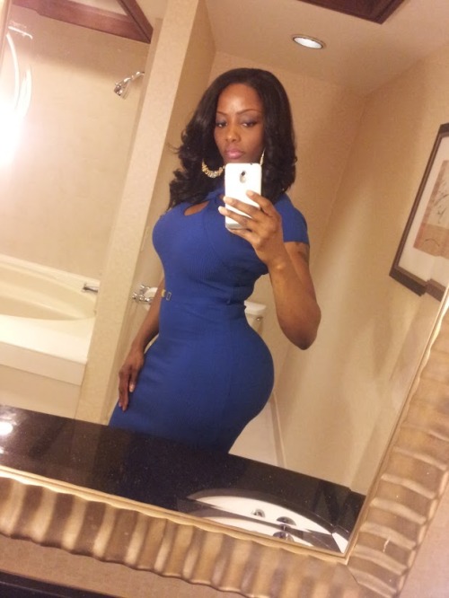 Some selfies by Buffie Carruth aka Buffie the Body Fitness Site Youtube