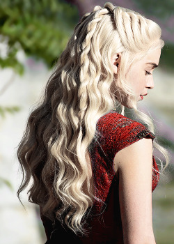 not a queen, a khaleesi