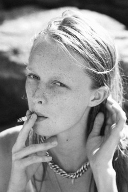 australian photographer ©Akila Berjaoui- and some of her smoking