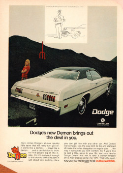 chromjuwelen:  1971 Dodge Demon. 
