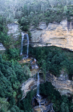 travelingcolors:  Blue Mountains | Australia (by Giuseppe Pons)