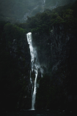 luxuryera:  Milford Sound Photographer: Janice McKenna 