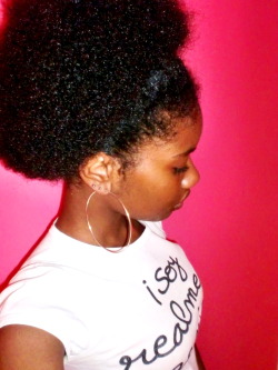 naturalhairdontcare:  After my big chop in September 2011 (1