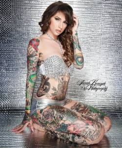 womenwithink:  @angela_mazzanti by @jennaphotog #womenwithink