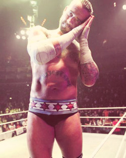 wweass:  Those Hip Dents. ;)  Would sure love to Go2Sleep with him! ;)