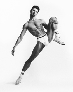 pas-de-duhhh:Benjamin Poirier dancer with Compañía Nacional