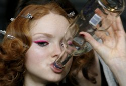 ss1997:  poshk:  Backstage at Paul Smith | LFW  Lily Cole