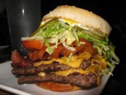 yummyfoooooood:  Bacon Double Cheeseburger