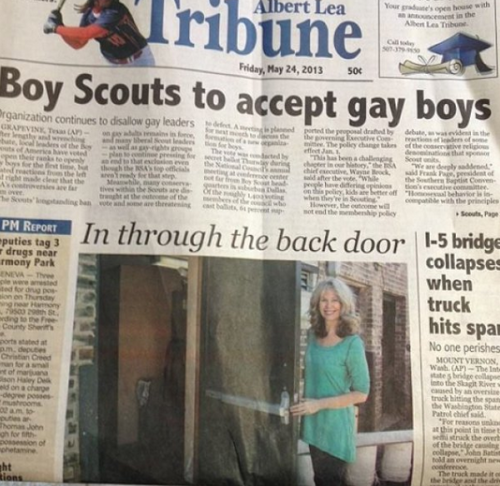 15 Highly Unfortunate Examples Of Headline Placement