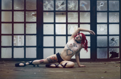 anjelicadoux:dancer in the dark ph: hk fotografia make up &