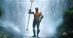 dcmultiverse:  What could be greater than a King? A Hero. Aquaman