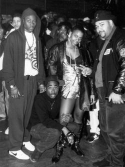 code-of-thug-life:  At the premiere of “Juice” / 1992#20DaysBeforeTupacBirthday