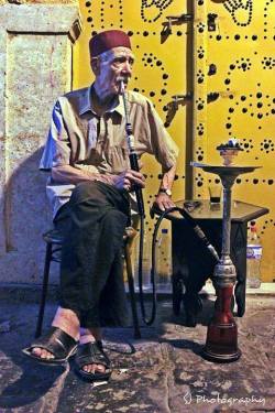 i-love-tunisia:  Old Tunisian man relaxing and having “Chicha”