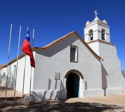 kusta-astronaut:  Postales del Norte Grande, ChileIglesia San