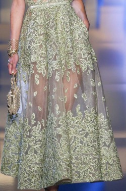 desire-vogue:  Elie Saab - Haute Couture - Fall 2015   Want