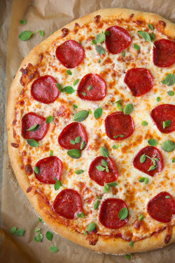 luxsesy:  verticalfood:  Pepperoni Pizza (by Cooking Classy)