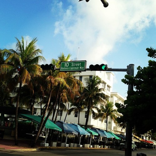 Good morning South Beach ðŸŒ´ðŸŒžðŸŽ¥ #southbeach #morning #videoshoot #regulusfilms #sk #10thandocean #oceandrive #southflorida #miamimodels #newyork  (at South Beach)