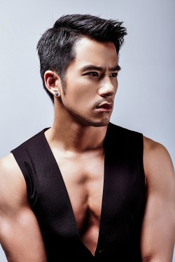 vernonlqchan:  Taiwan sexy famous actor JR!