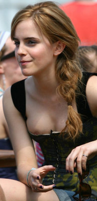 famousboobs:  Emma Watson