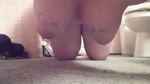 yearningcumslut:  On the bathroom floor, ready to take it like a whore.  Hot stuff, little slut. Gold star for adding a new word to the lexicon: â€œSplatterâ€. Important one to have!Â Also appreciate the way you use varying capitalization for emphasis.