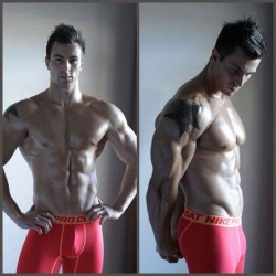 superheromen:  Super in red. Like. Re-Blog Follow at: http://superheromen.tumblr.com