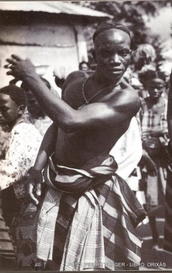 nok-ind:  Shango Babalowo (priest) Nigeria - circa 1960’s (Pierre Verger)
