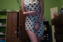 cheeks4weekss:  My new dress might just be a tad short.