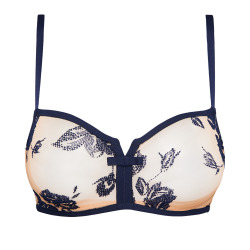 dentellesetfroufrous:  Divine Idylle by Huit  Buy me this