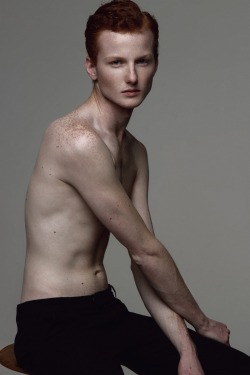 sean-clancy:  Arjen Roos by Martijn Smouter(click to embiggen)