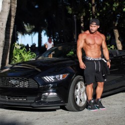 Model Dude
