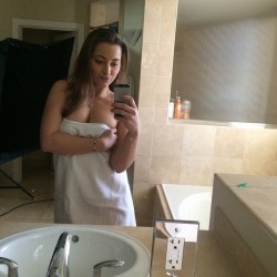 missdanidaniels:  I had sex today for money.