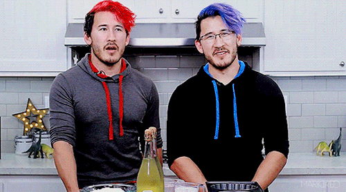 markired:  okay hear me out…. a twiniplier baking show