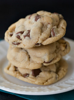 foodffs:  SOFT & CHEWY PEANUT BUTTER-CHOCOLATE CHIP COOKIES
