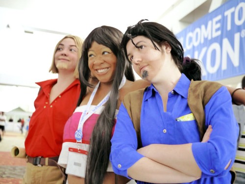 koalasrdelicious:  lithefider:  Photos I took of Alexa and Cait, who were Tulio and Miguel from Road to Eldorado!  Bonus Hiccup and Emperor Kuzco.  hey guys Lithe got awesome pictures of Cait and I! Wooo! 