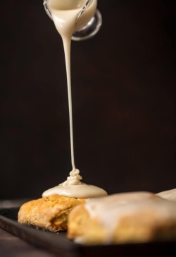 sweetoothgirl:  MAPLE OAT SCONES  