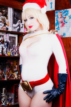 einhander:  Merry Christmas! 2015 - Power Girl by Kitty-Honey